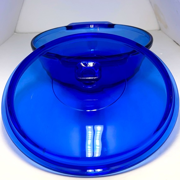2 QUART BLUE CASSEROLE by Anchor Ovenware - Picture 6 of 10